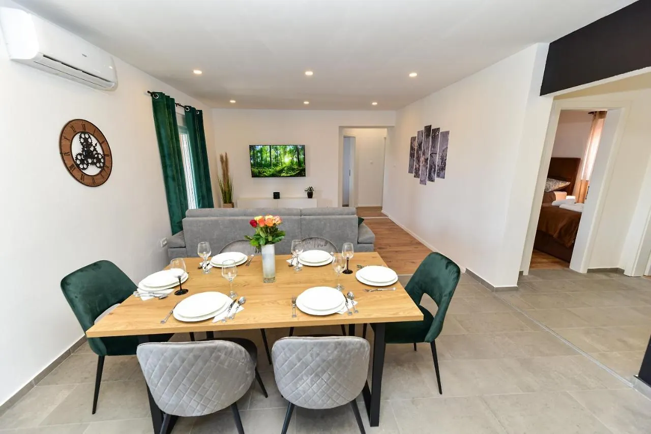 Apartment Dora Zadar
